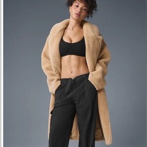 NWT Alo Yoga Oversized Sherpa Trench Teddy Coat - Camel
